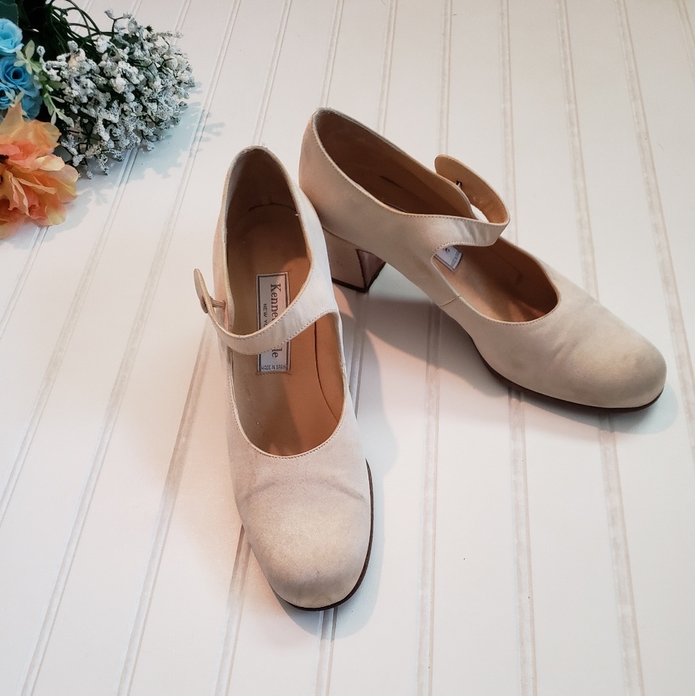 Kenneth Cole New York Mary Jane platform heels